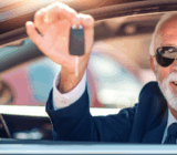 Elderly: how and where do they buy their vehicle?