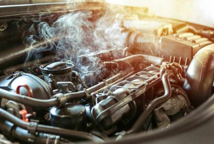 How to recognize a loss of engine oil?