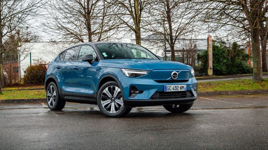 SUV, single -pitched, ludospace, pause?