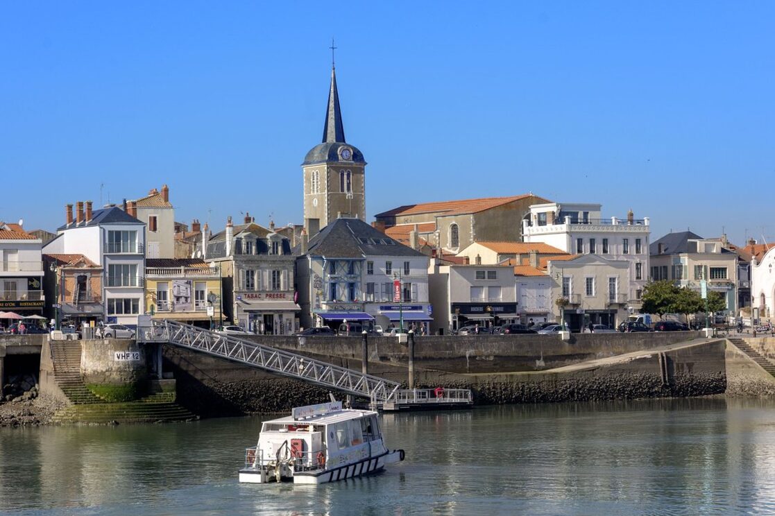 Top 10 School Board to pass his license in Sables d'Olonne