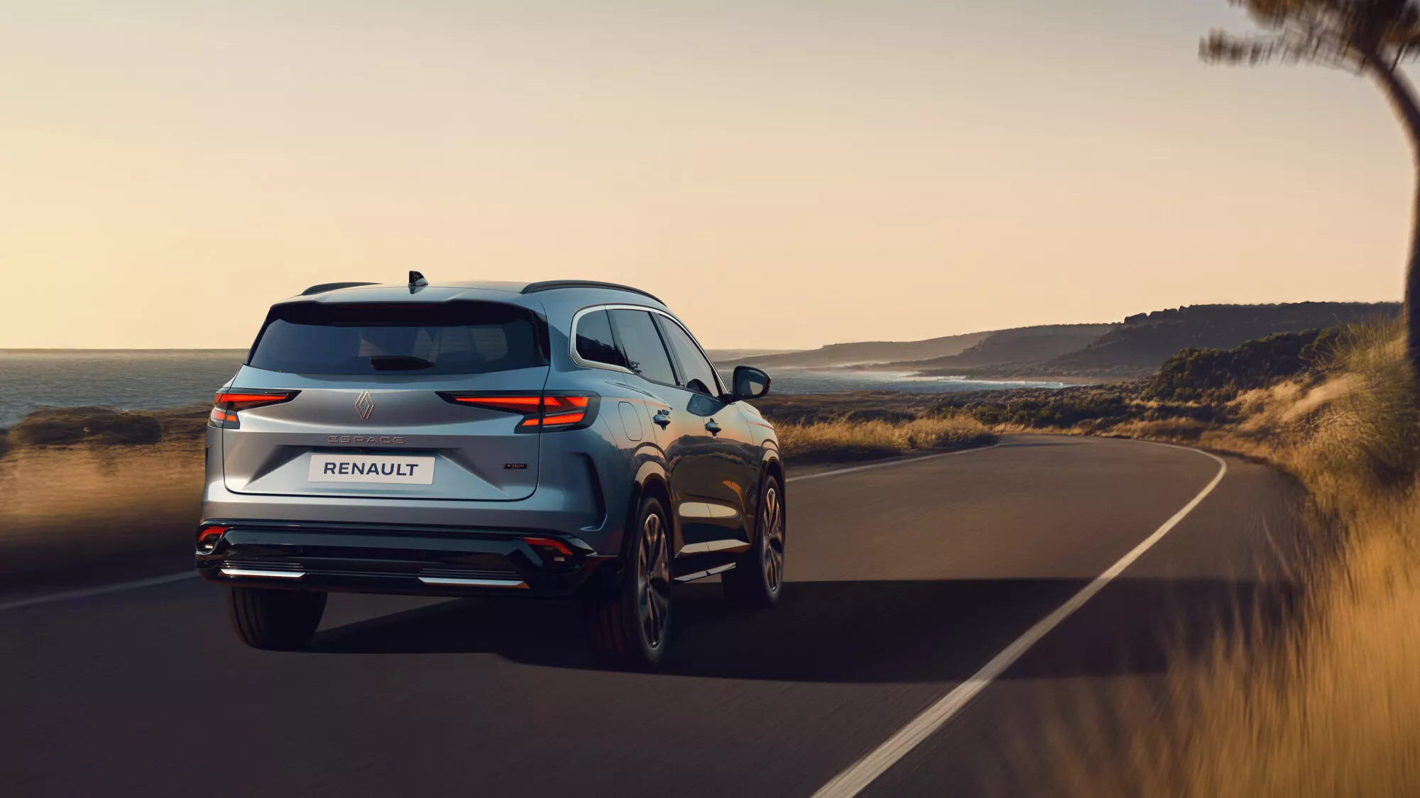 Rear of the Renault restyled 2025 space
