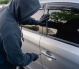 Infringement, what happens if you are stolen from your vehicle? / Good reflections