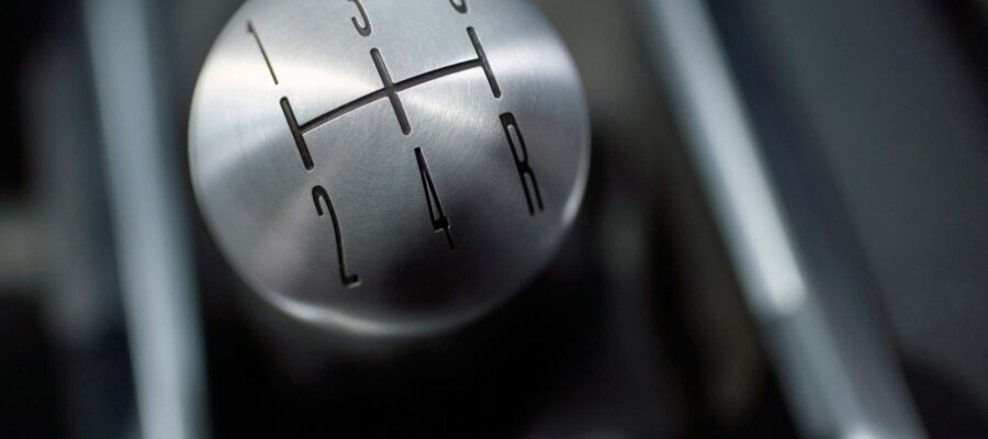 Actions to avoid in a manual gearbox - Autokappa | Blog | Autokappa