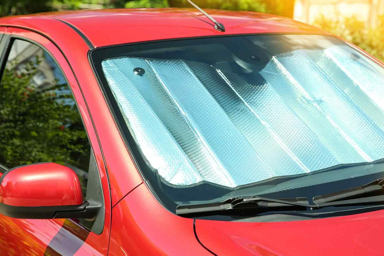 Cool your car in summer | Parks the car in the shade